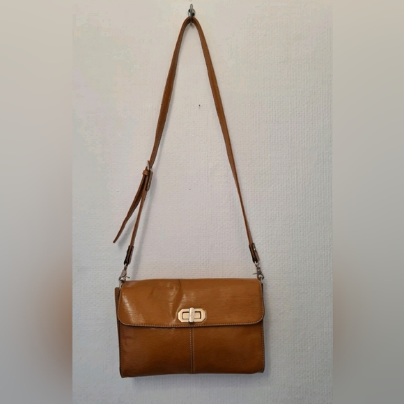 Jane Shilton Handbags - Jane Shilton light brown faux leather patent shoulder bag handbag long strap